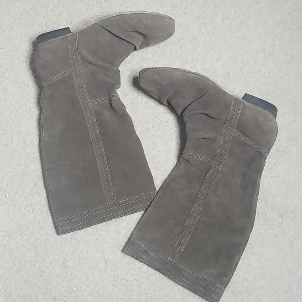 Rebel calf height tan suede boot 9